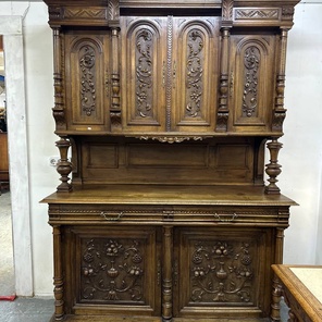 Антикварный буфет