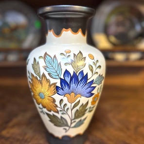 Керамические вазы ручной работы